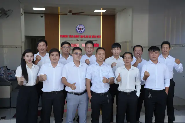 Hình ảnh đào tạo lái xe 13
