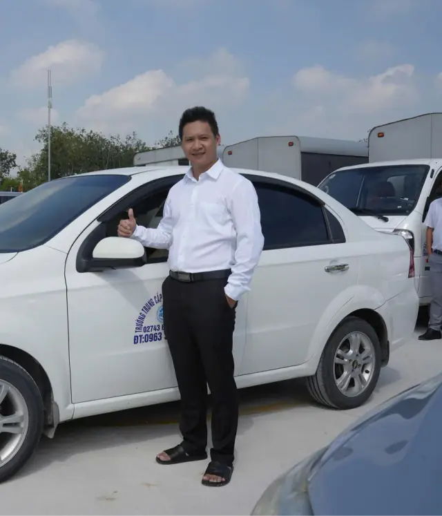 Giáo viên Nguyễn Trọng Tài